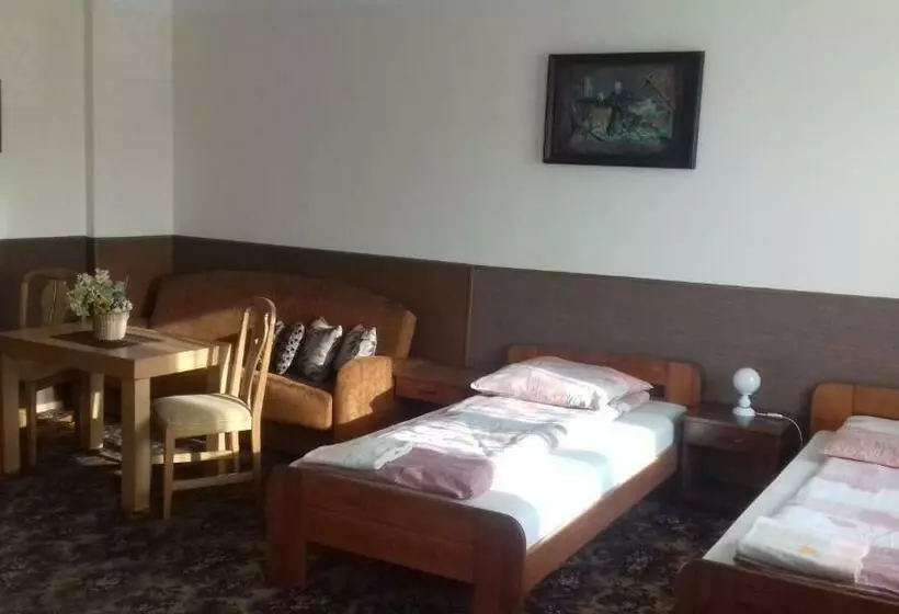 Hostel Jax