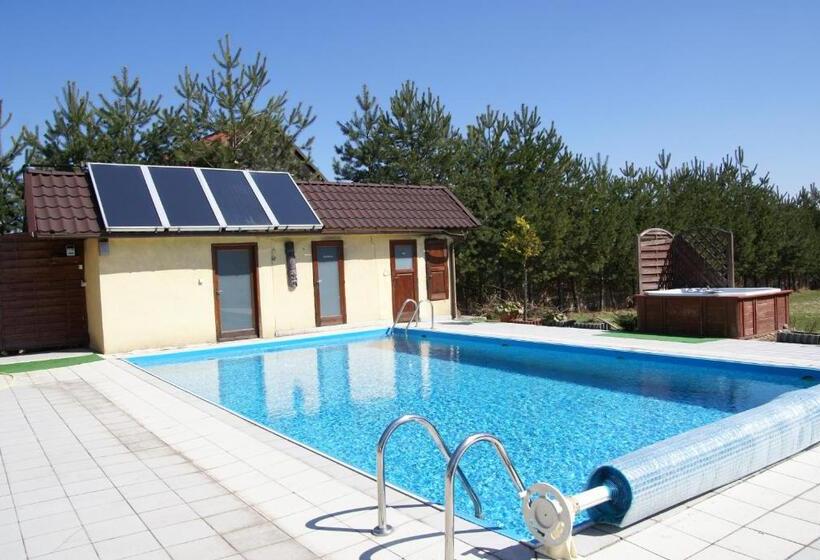 בית מלון כפרי Agro Gala