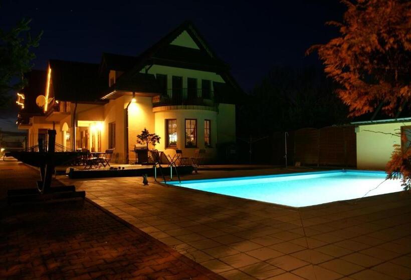 בית מלון כפרי Agro Gala