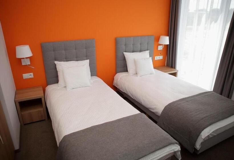 Hotel Arkadia Jelcz Laskowice