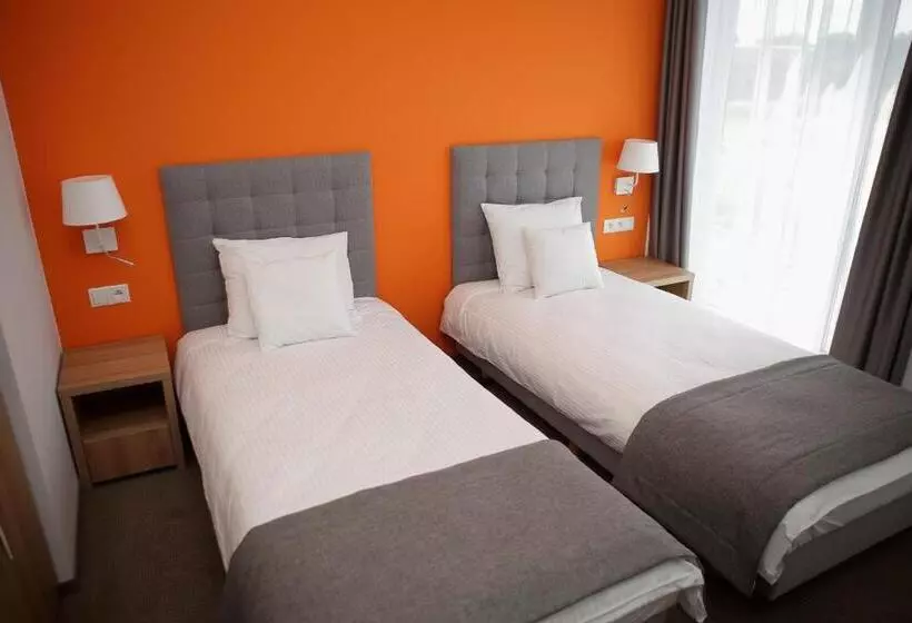 Hotelli Arkadia Jelcz Laskowice