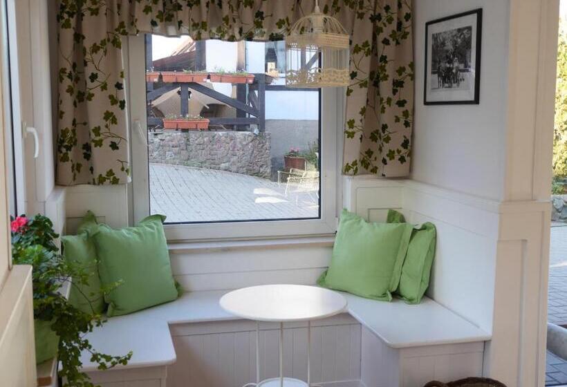 호텔 Folwark Leszczynówka