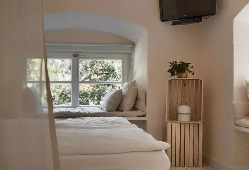 Hotelli Pałac Pakosław