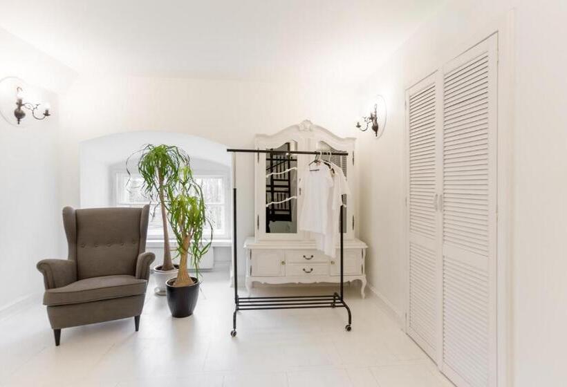 ホテル Pałac Pakosław