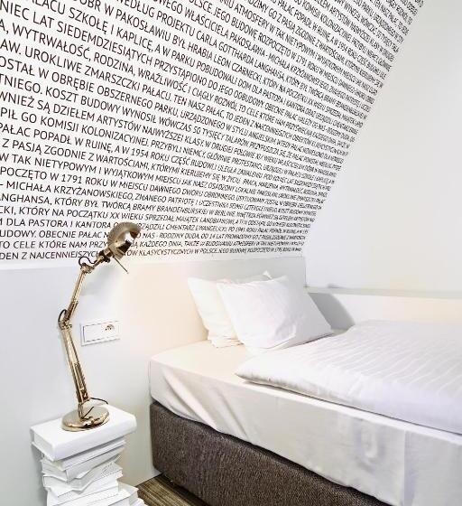 ホテル Pałac Pakosław