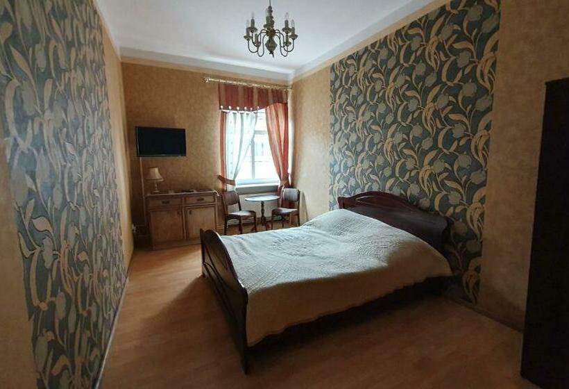 Отель Pokoje Do Wynajęcia Piastowska