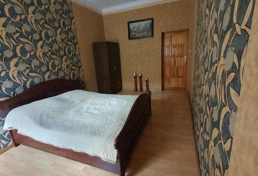 Отель Pokoje Do Wynajęcia Piastowska