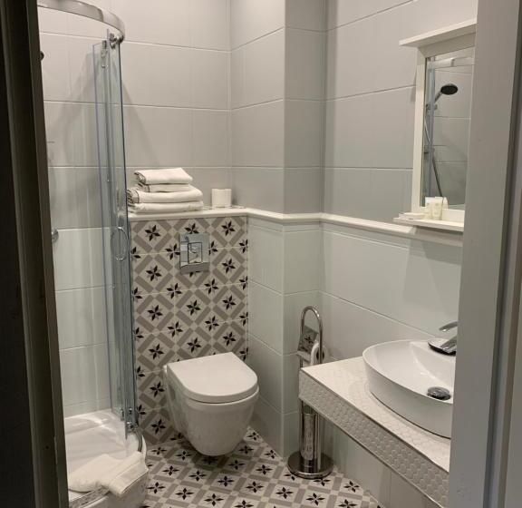 Szafirowy Dwór Hotel & Restauracja