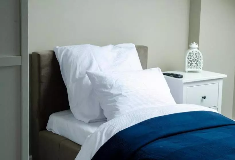 Szafirowy Dwór Hotel & Restauracja