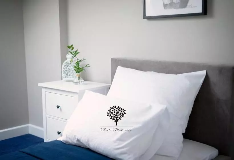 Szafirowy Dwór Hotel & Restauracja