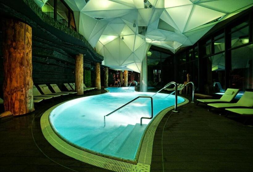 Hotel żubrówka Spa & Wellness