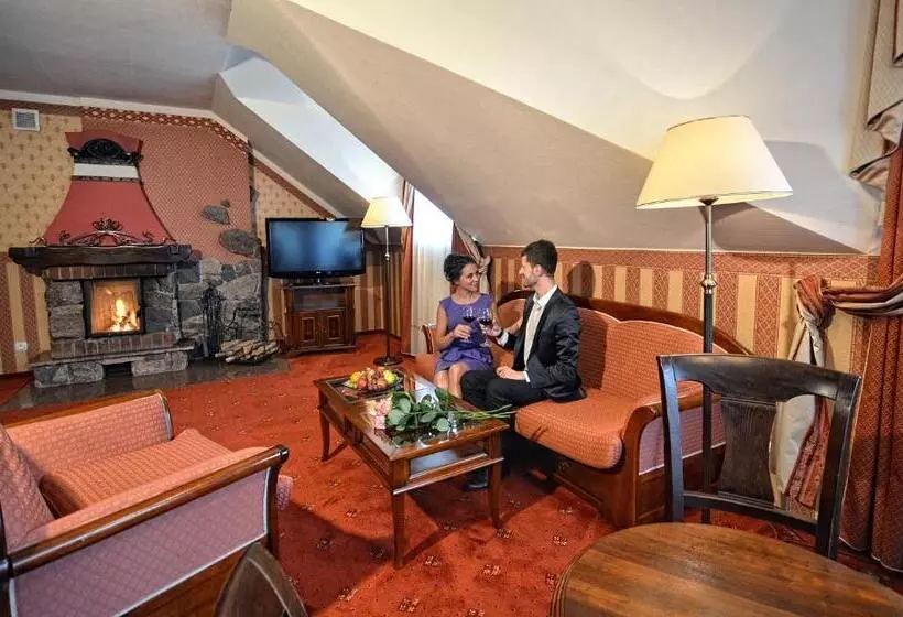 ホテル żubrówka Spa & Wellness