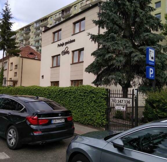 بنسيون Eleven Pokoje