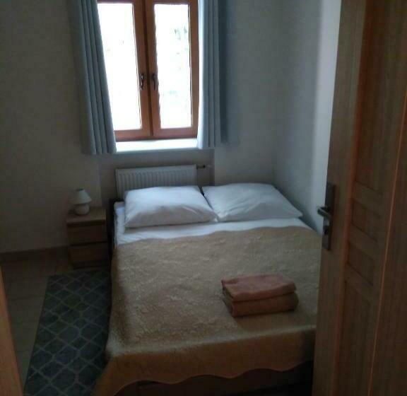 بنسيون Eleven Pokoje