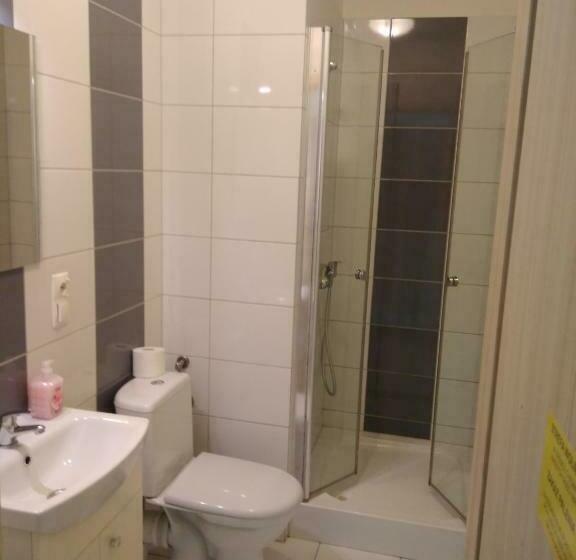 بنسيون Eleven Pokoje