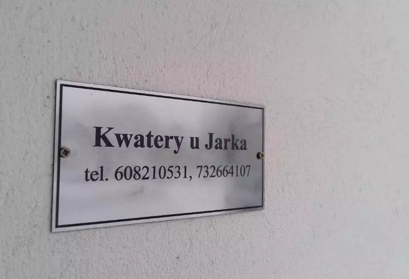 ペンション Kwatery U Jarka Z Ogrodem I Parkingiem