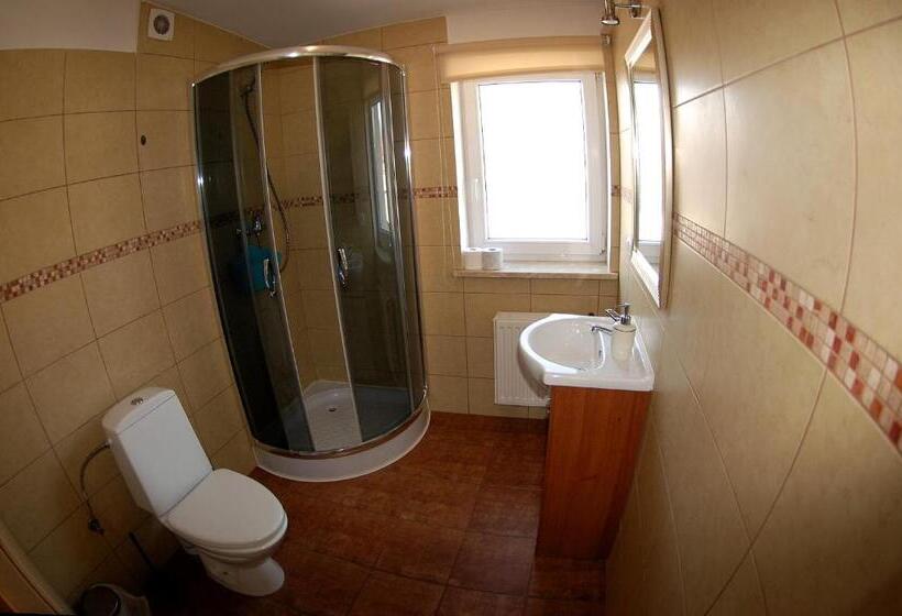 פנסיון Kwatery U Jarka Z Ogrodem I Parkingiem