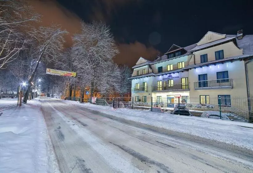 Majatalo Parkowy Dworek