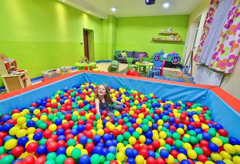 Majatalo Parkowy Dworek