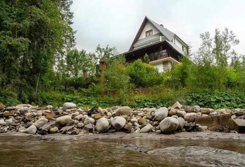 Majatalo Willa Cicha Woda