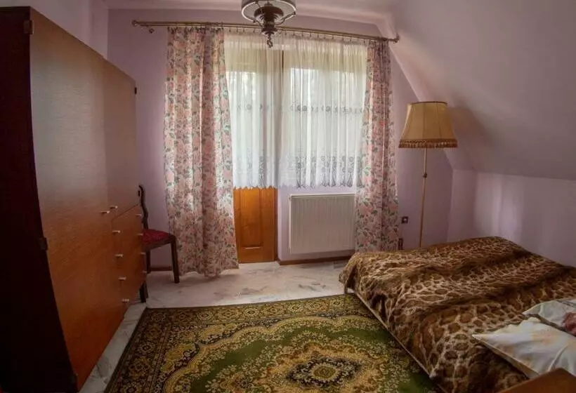 Majatalo Willa Cicha Woda