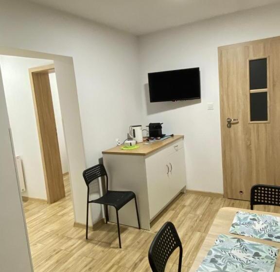 پانسیون Willa Zuzanna, Wcześniej Willa Italia