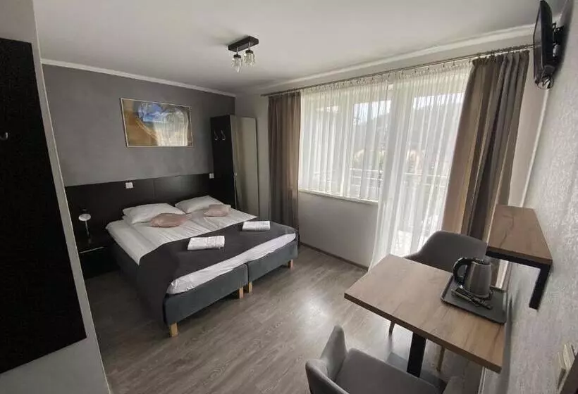 پانسیون Willa Luiza