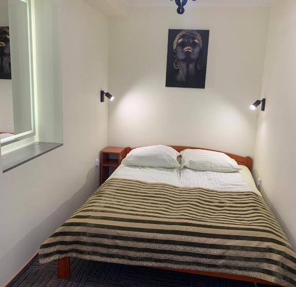 پانسیون Willa Mona