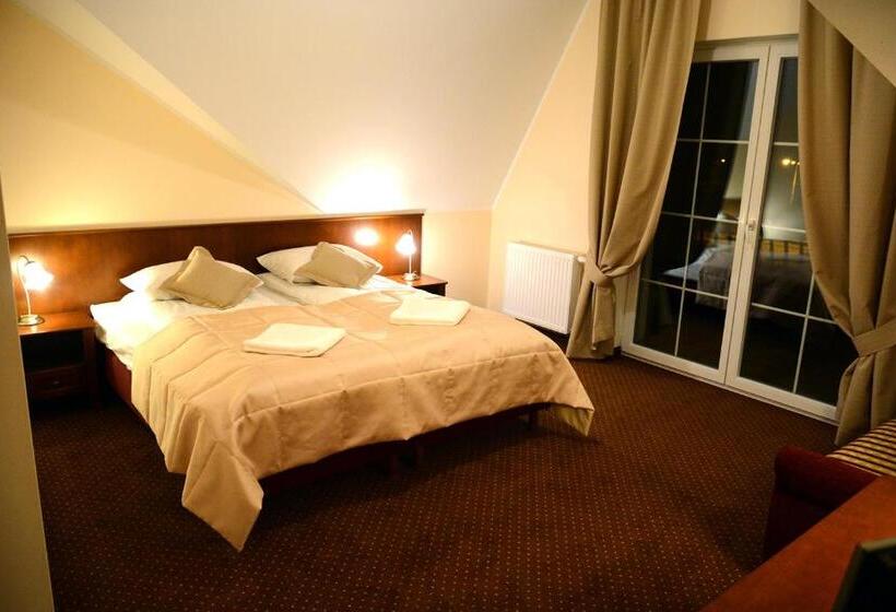 Resort Dworek Jamneński