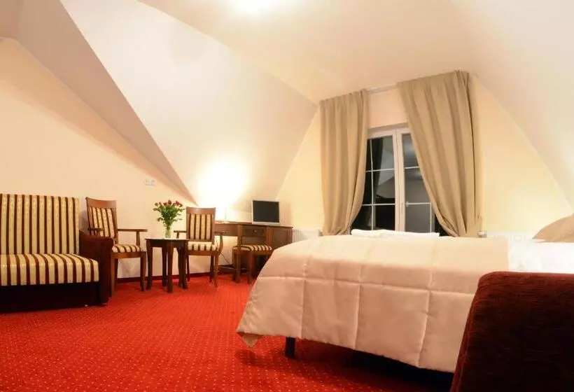 Lomakeskus Dworek Jamneński