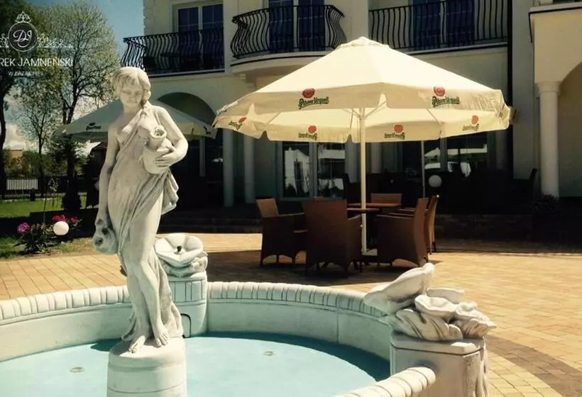 Lomakeskus Dworek Jamneński