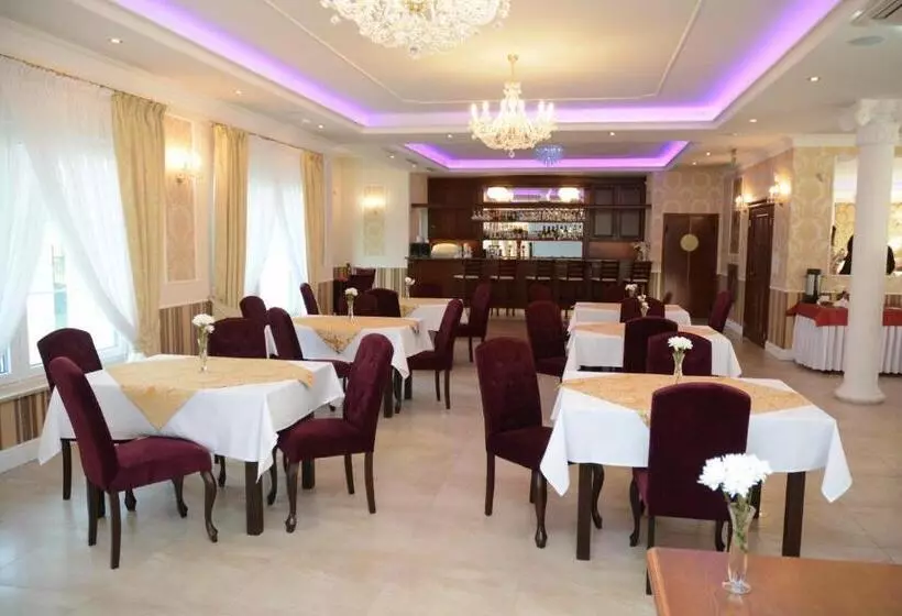 Lomakeskus Dworek Jamneński