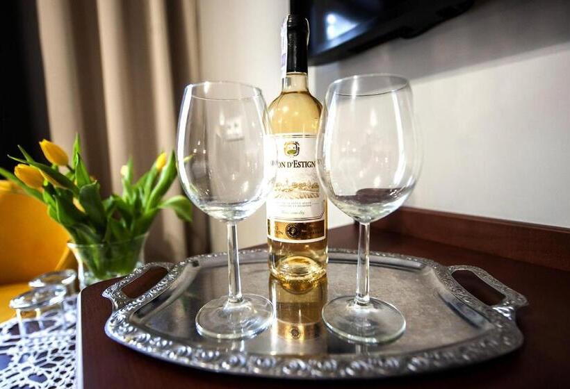 Resort Dworek Jamneński