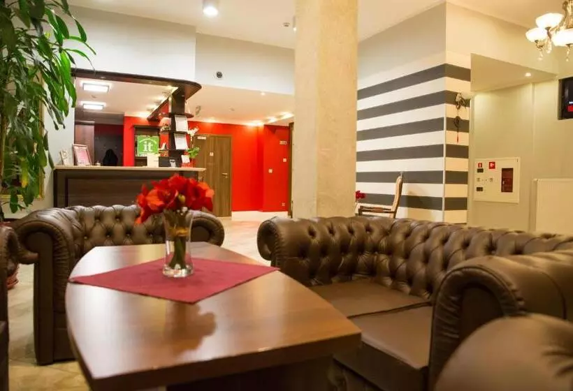 Zajazd U Beaty I Violetty