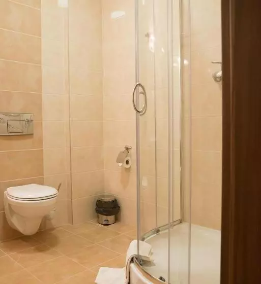 Zajazd U Beaty I Violetty