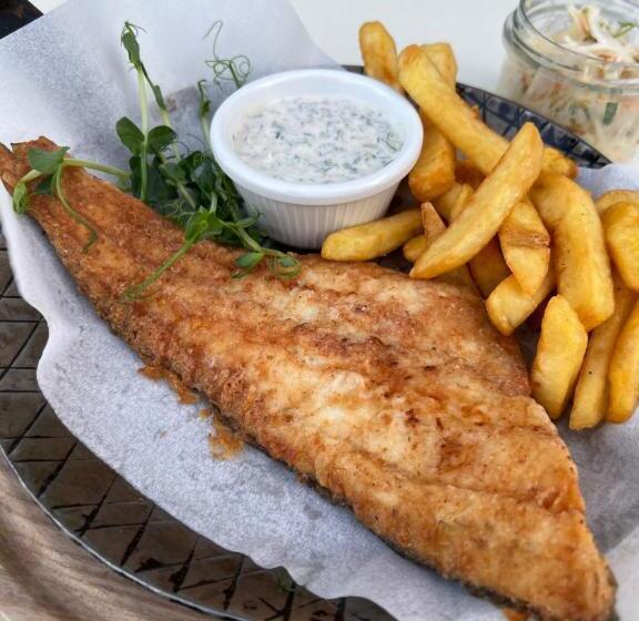 Bed and Breakfast Apartamenty Mesa Grill Restaurant Cafe