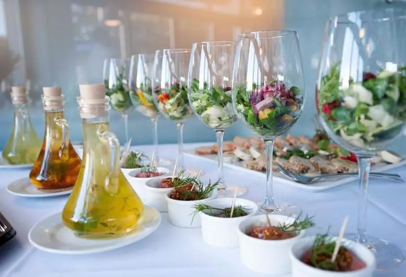 Aamiaismajoitus (B&B) Apartamenty Mesa Grill Restaurant Cafe