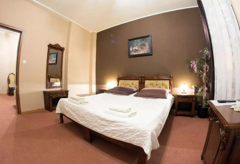 Aamiaismajoitus (B&B) Gościniec & Spa Darłowo