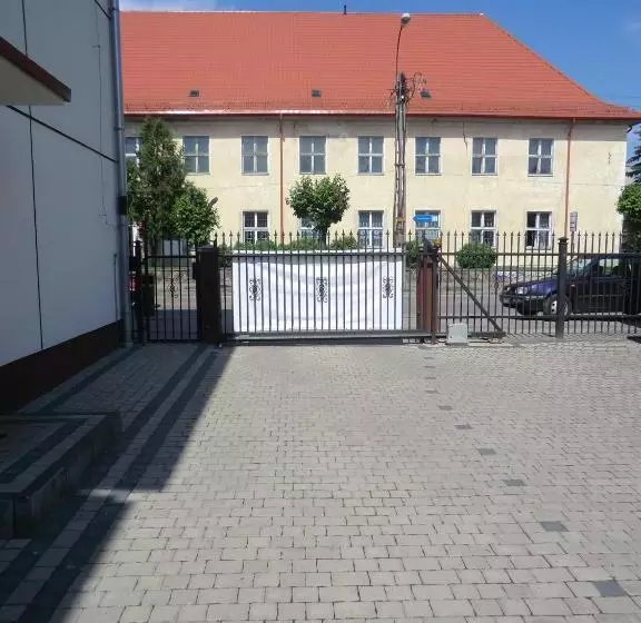 Aamiaismajoitus (B&B) Iskra