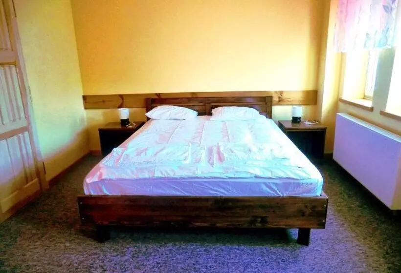 Aamiaismajoitus (B&B) Iskra