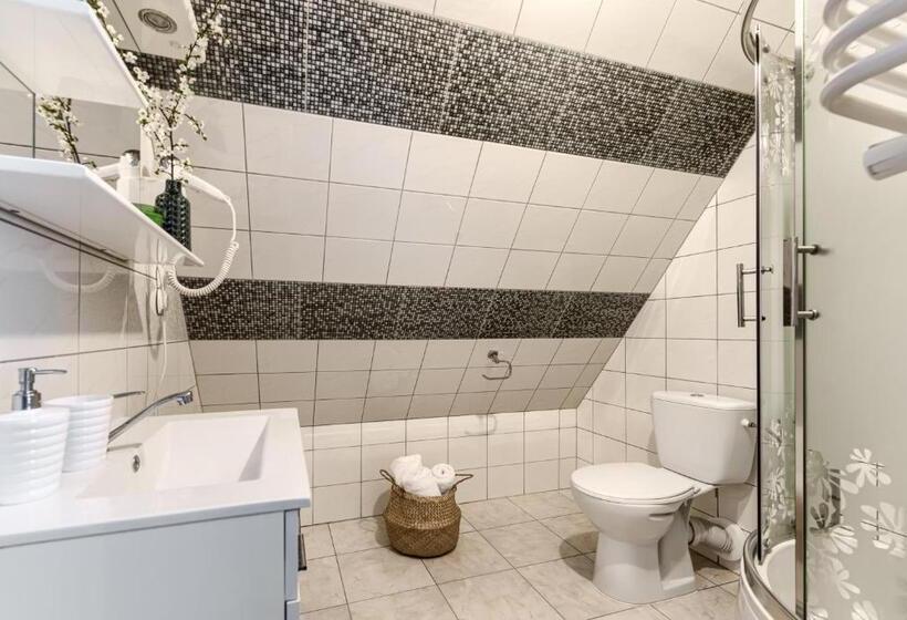 Aamiaismajoitus (B&B) Ośrodek Wypoczynkowy Anna Ila