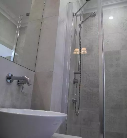 Aamiaismajoitus (B&B) Pałac W Bądzowie