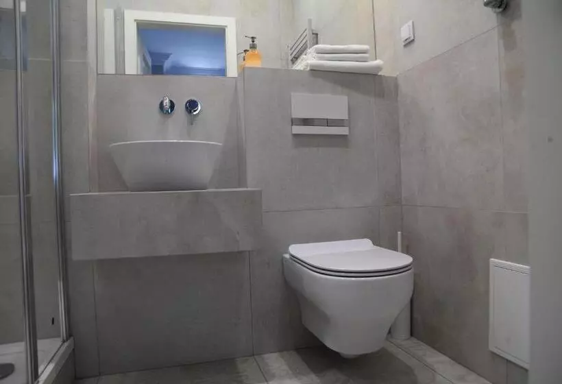 Aamiaismajoitus (B&B) Pałac W Bądzowie