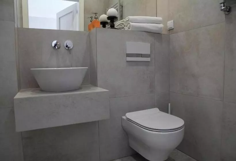 Aamiaismajoitus (B&B) Pałac W Bądzowie