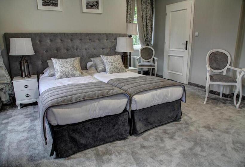 צימר Pałac W Bądzowie