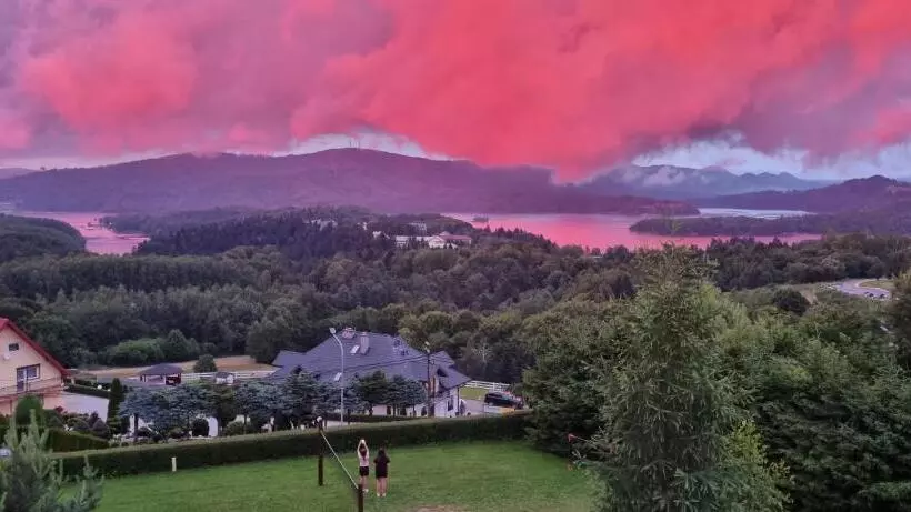 ベッドアンドブレックファースト Pensjonat Na Górce   Widok Na Jezioro Solińskie I Góry 534 556 639