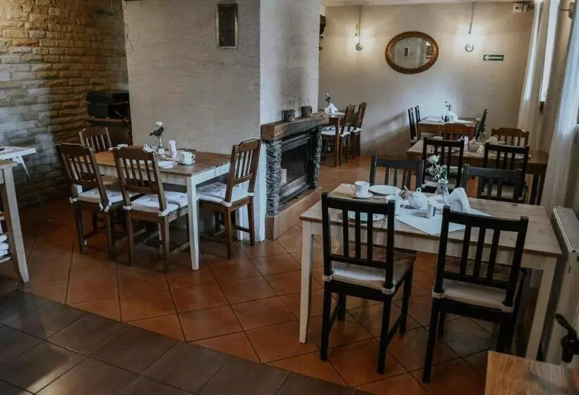 Aamiaismajoitus (B&B) Pokoje Gościnne Wysoka