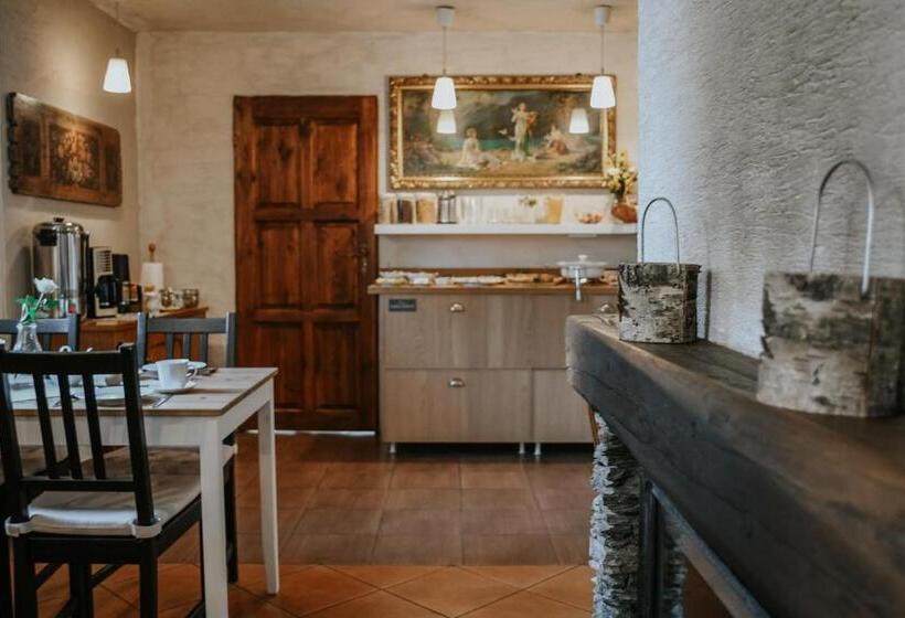 مبيت وإفطار Pokoje Gościnne Wysoka