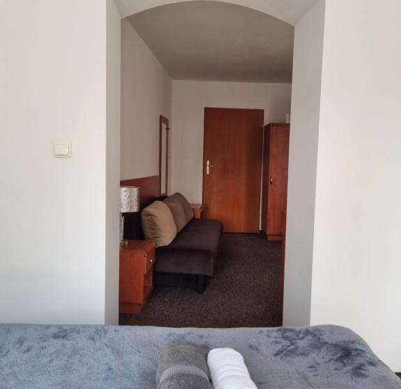 민박 Przy żelaznym Moście