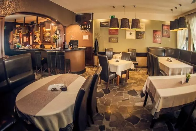 ベッドアンドブレックファースト Villa Garden Kutno Centrum